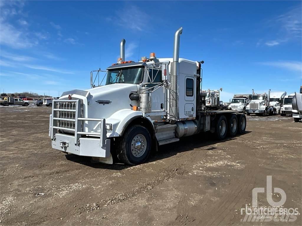 Kenworth T800 Valník s navijakom