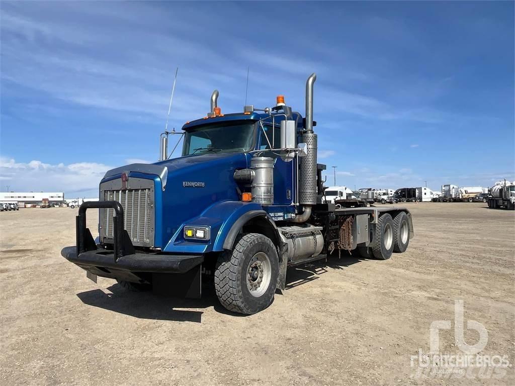 Kenworth T800 Valník s navijakom