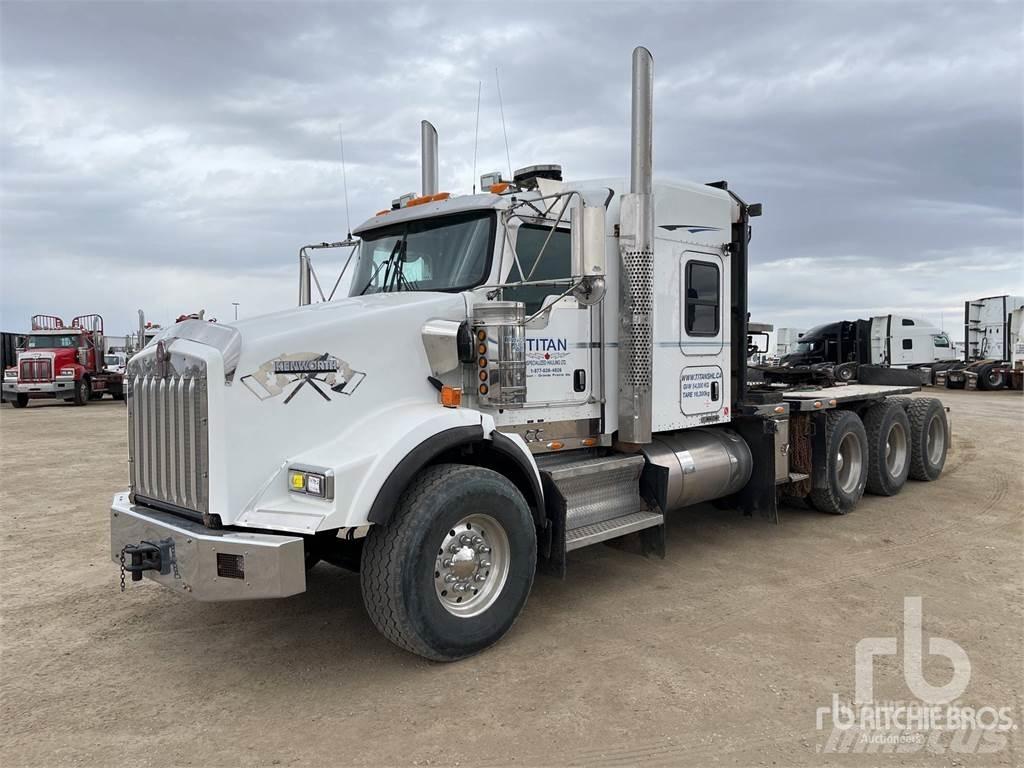 Kenworth T800 Valník s navijakom