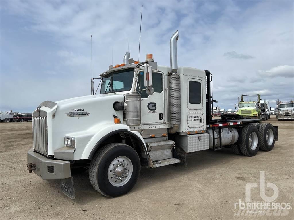 Kenworth T800 Valník s navijakom