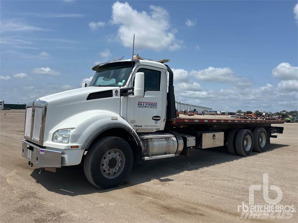 Kenworth T880 Plošinové nákladné automobily/nákladné automobily so sklápacími bočnicami