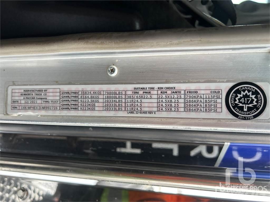 Kenworth W900 Valník s navijakom