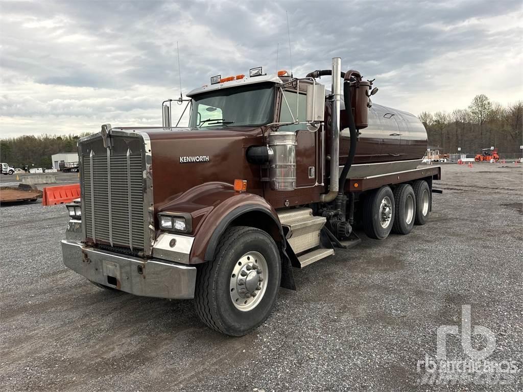 Kenworth W900B Cisternové nákladné vozidlá