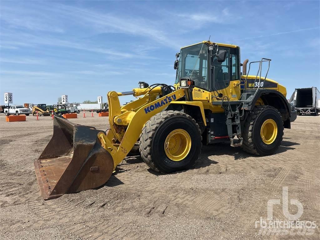 Komatsu WA380-7 Kolesové nakladače