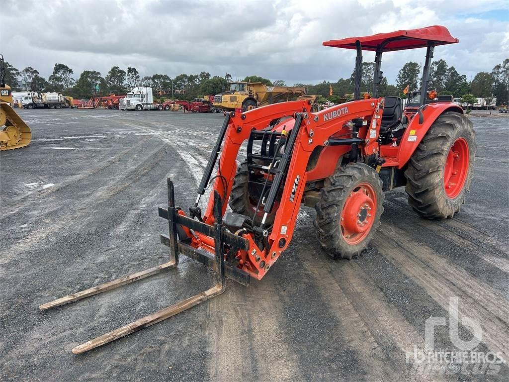 Kubota M7040SU Traktory