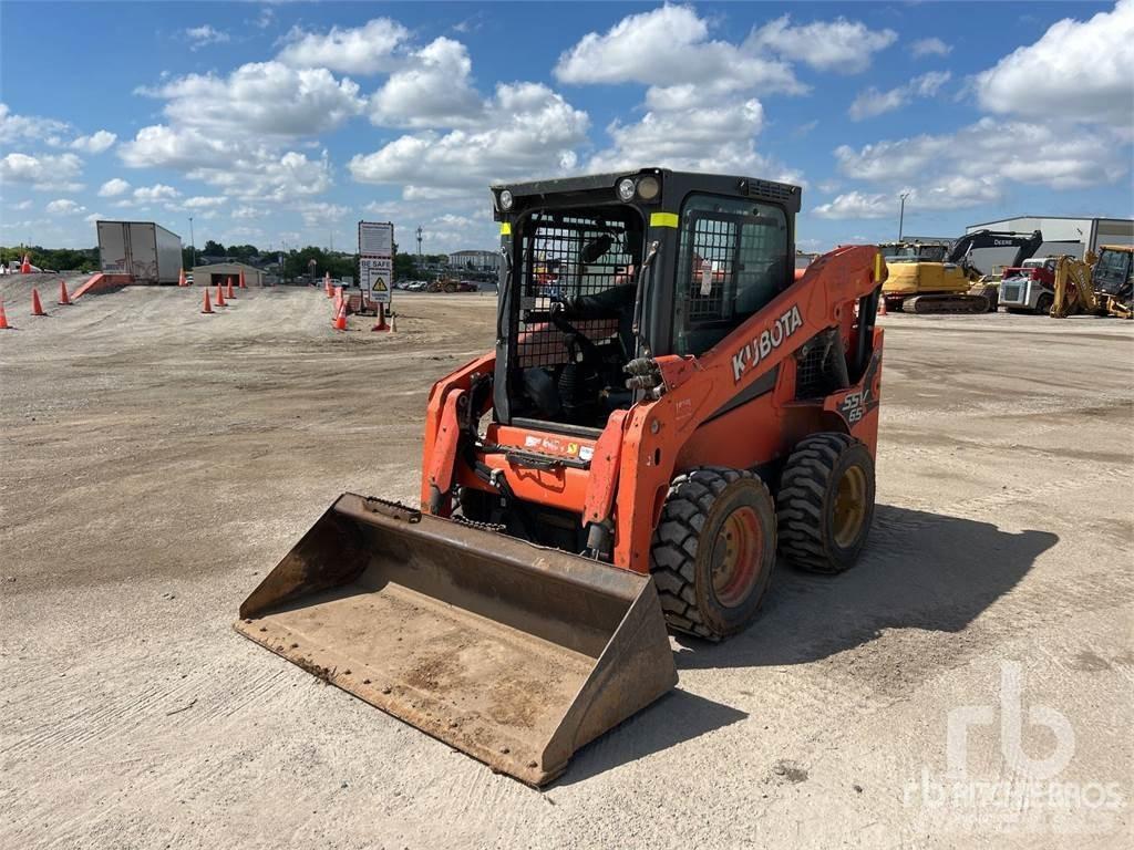Kubota SSV65 Šmykom riadené nakladače