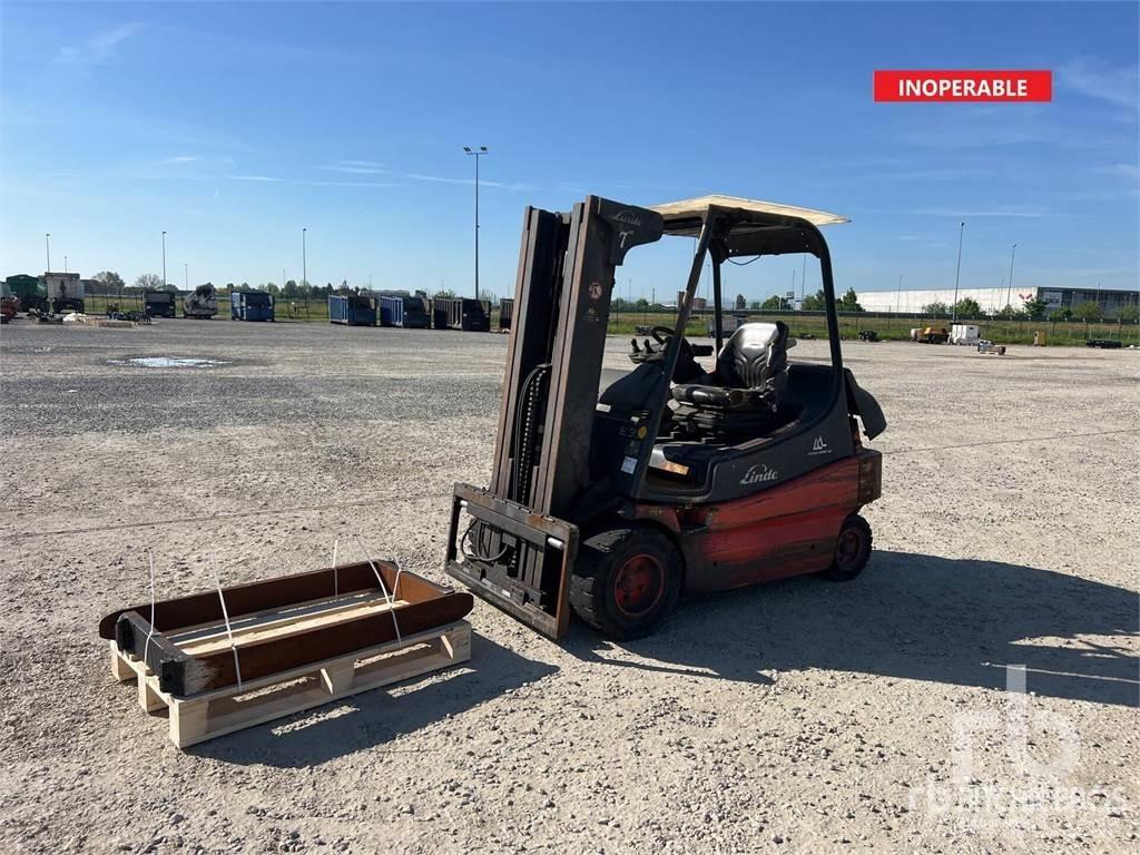 Linde E30 Akumulátorové vozíky