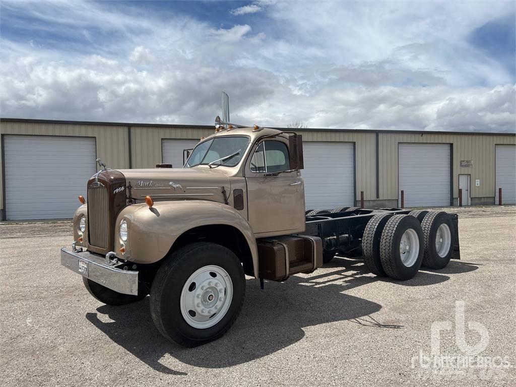 Mack 1956 Nákladné vozidlá bez nadstavby