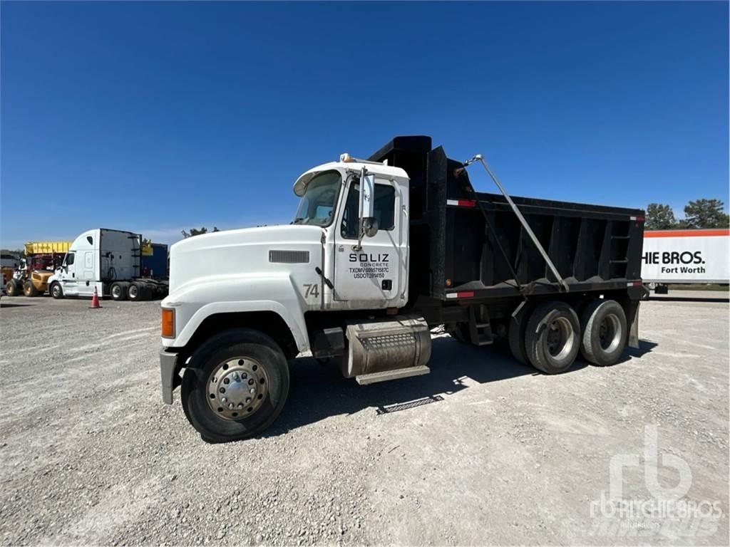 Mack CHN613 Sklápače