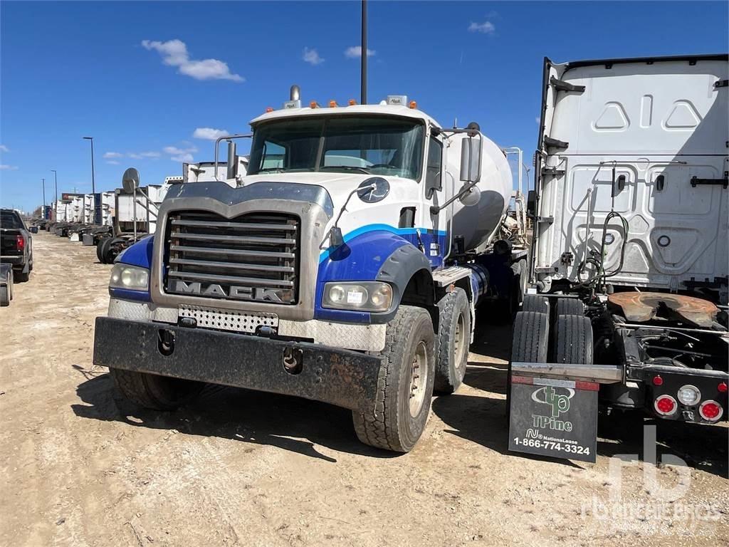 Mack CPT713 Domiešavače betónu