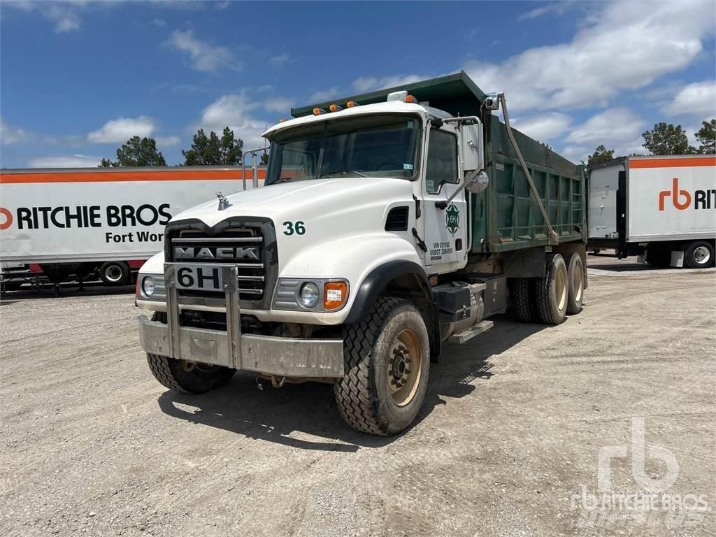 Mack CV713 Sklápače
