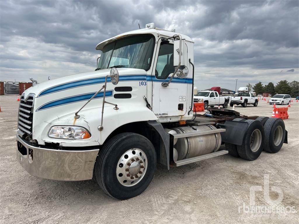 Mack CXP613 Ťahače