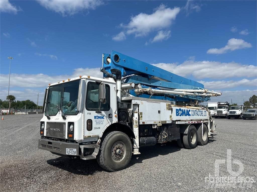 Mack MR688S Domiešavače betónu