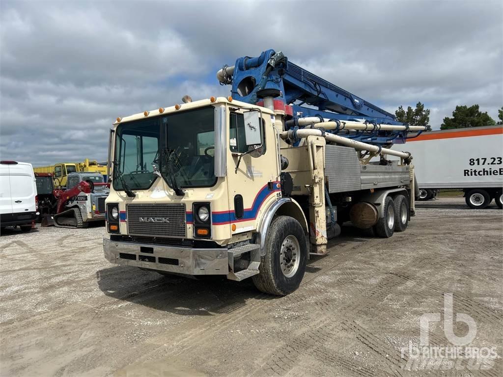 Mack MR688S Domiešavače betónu