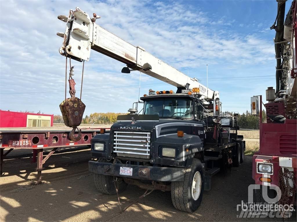 Mack RD688S Autožeriavy, hydraulické ruky