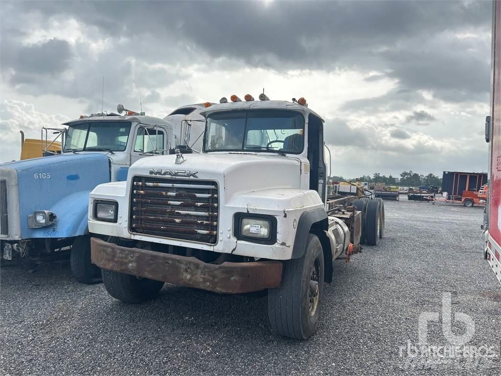 Mack RD688S Nákladné vozidlá bez nadstavby