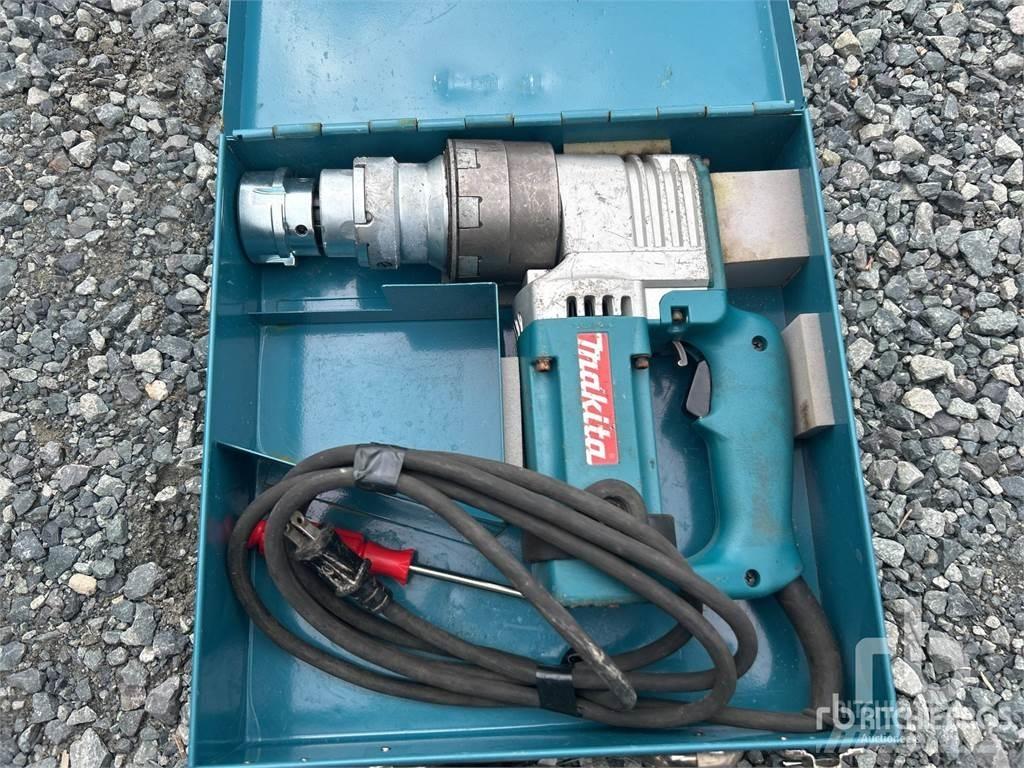 Makita 6922NB Stavebníctvo - ostatné
