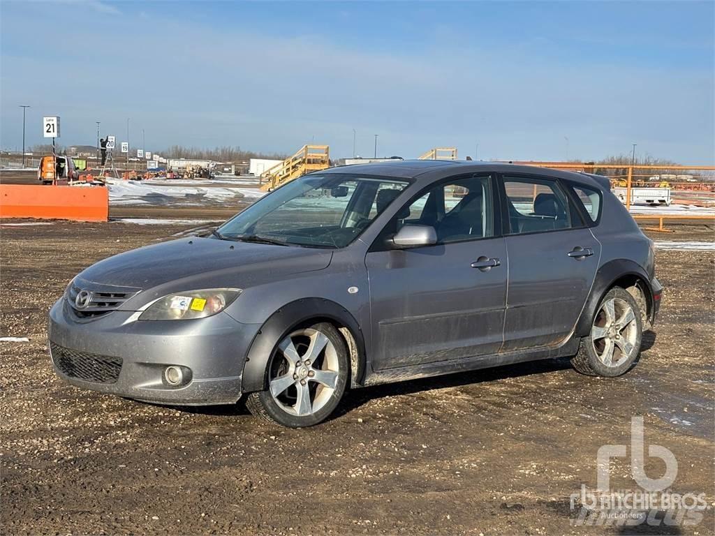 Mazda 3 Automobily