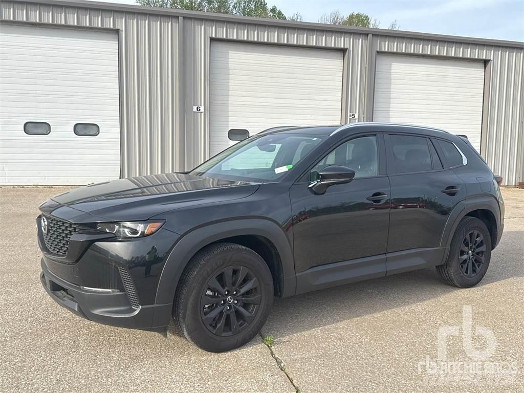 Mazda CX-50 Nakladacia/sklápacia bočnica