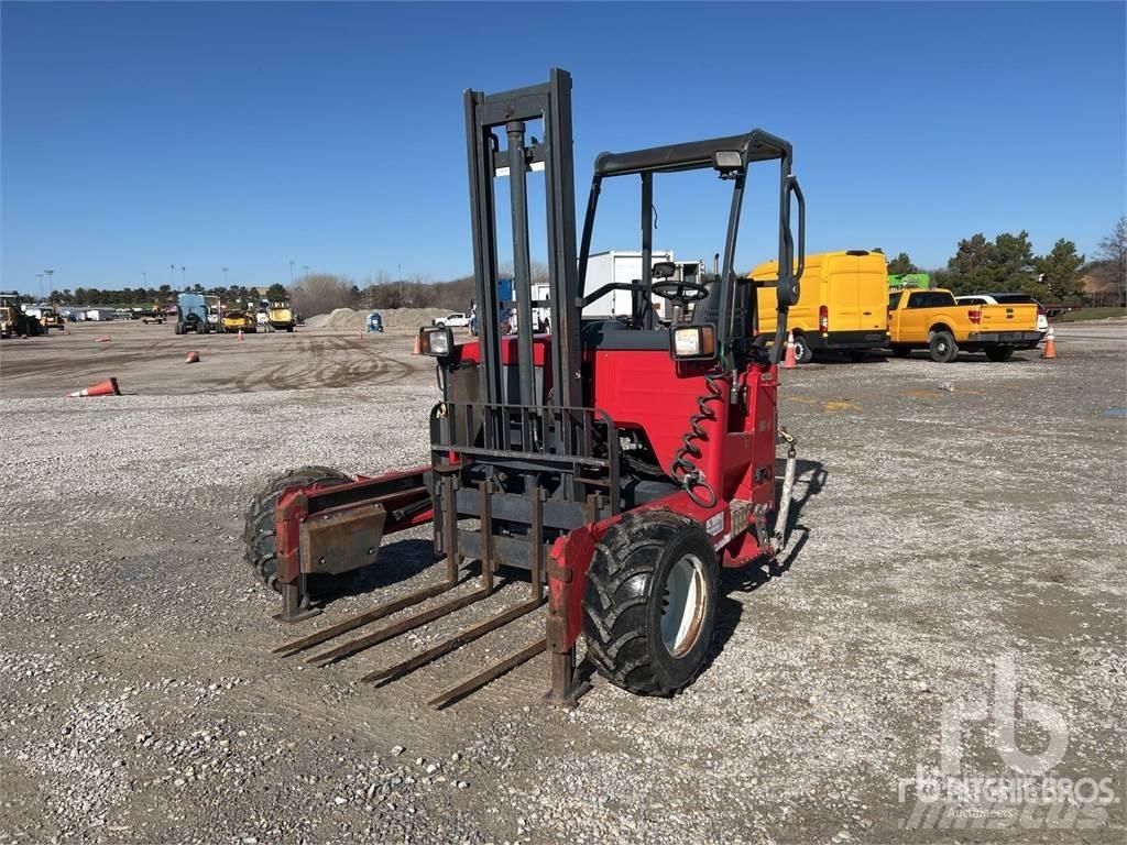 Moffett M50 Terénne vysokozdvižné vozíky