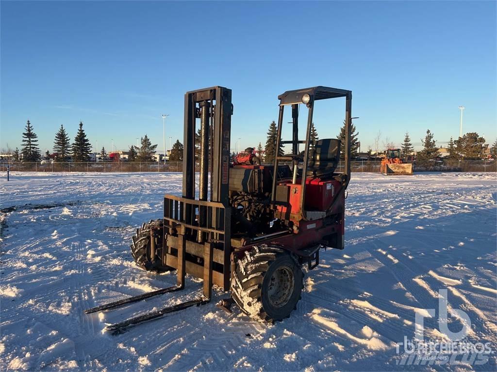 Moffett M5500 Terénne vysokozdvižné vozíky