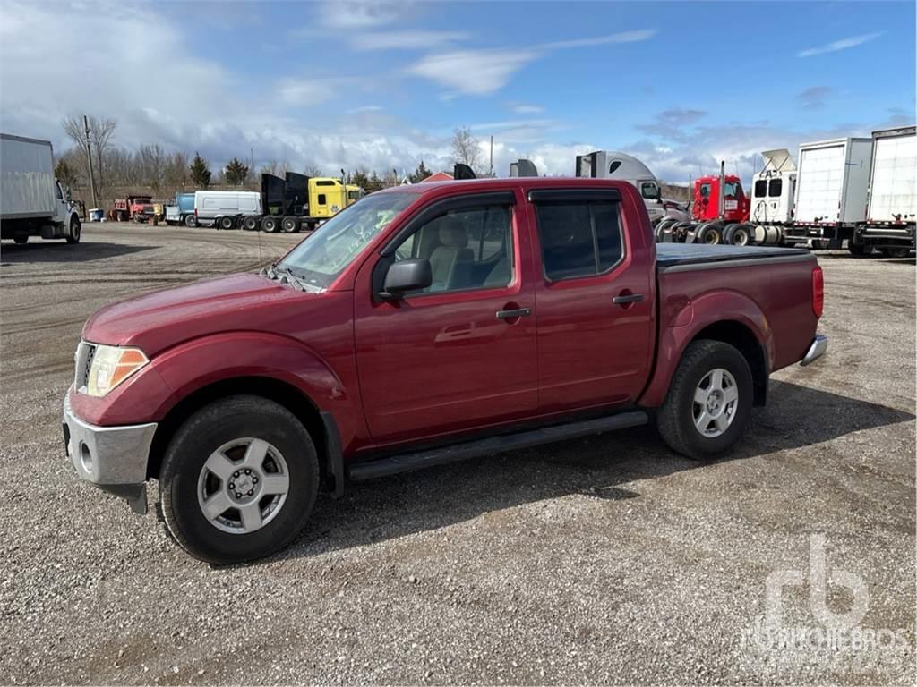 Nissan FRONTIER Nakladacia/sklápacia bočnica