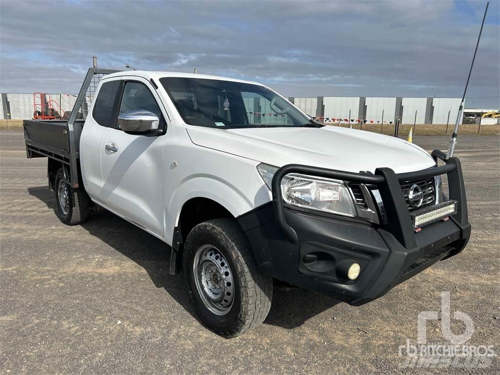 Nissan NAVARA Nakladacia/sklápacia bočnica