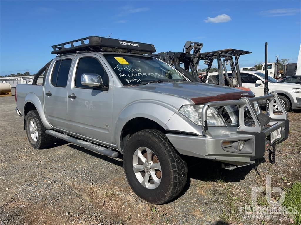 Nissan NAVARA Nakladacia/sklápacia bočnica