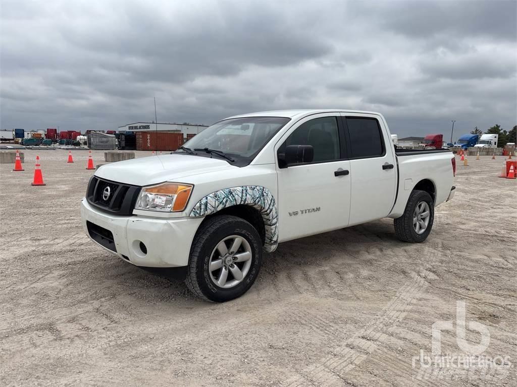 Nissan TITAN Nakladacia/sklápacia bočnica