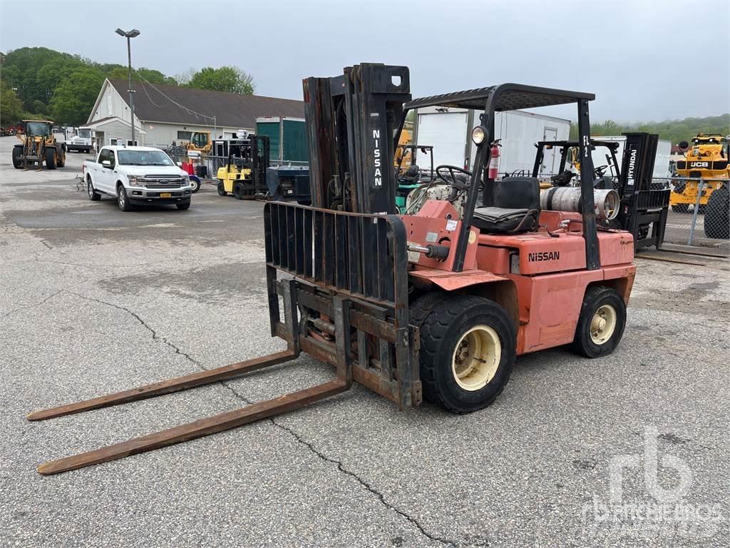 Nissan UF03A35V Dieselové vozíky