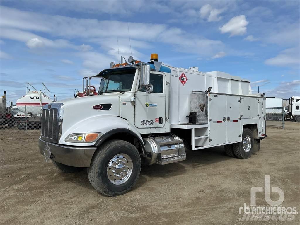 Peterbilt 335 Cisternové nákladné vozidlá