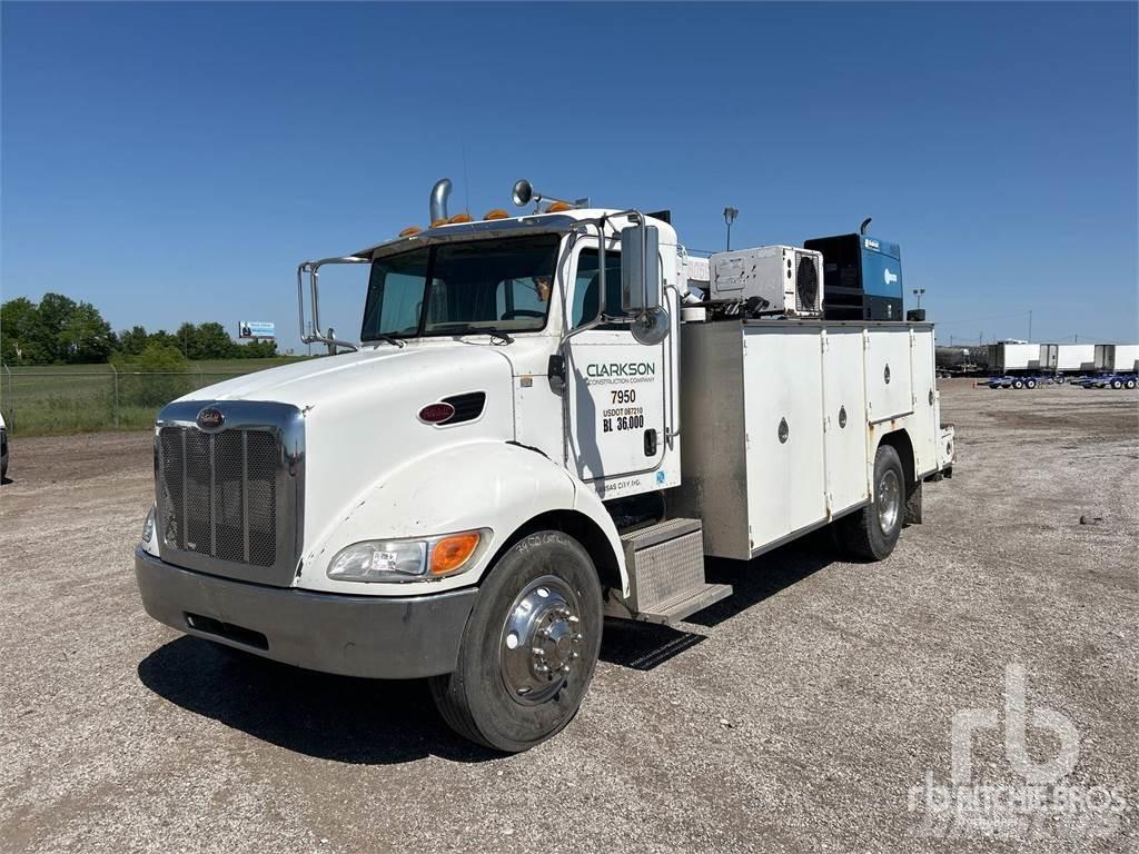Peterbilt 335 Komunálne / Multi-úžitkové vozidlá