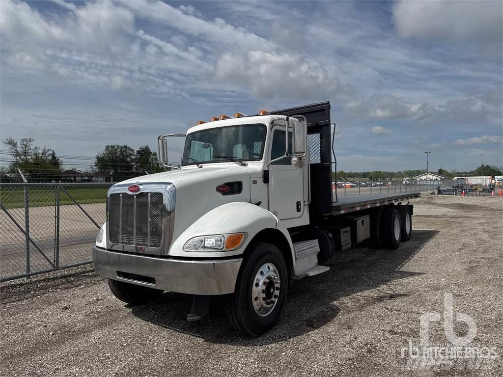 Peterbilt 348 Plošinové nákladné automobily/nákladné automobily so sklápacími bočnicami