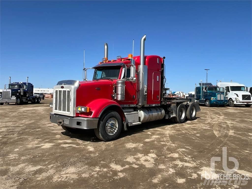 Peterbilt 367 Valník s navijakom