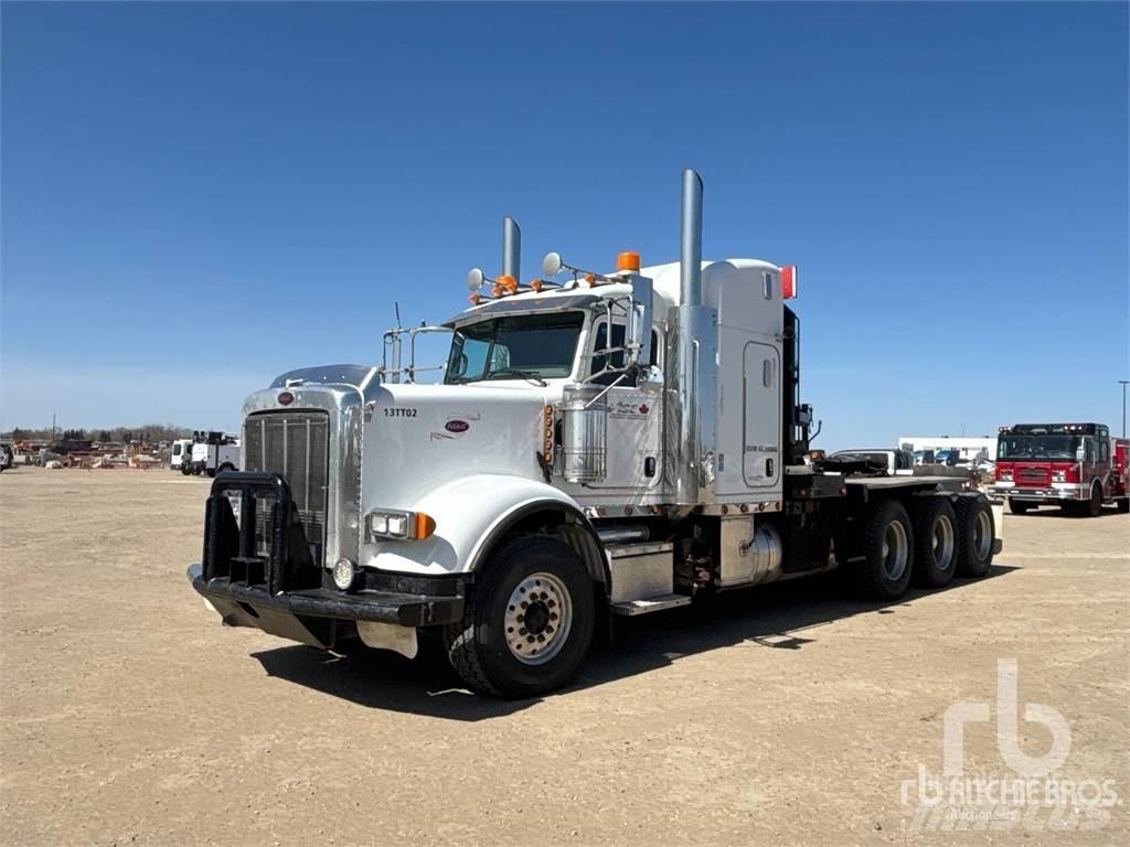 Peterbilt 367 Valník s navijakom
