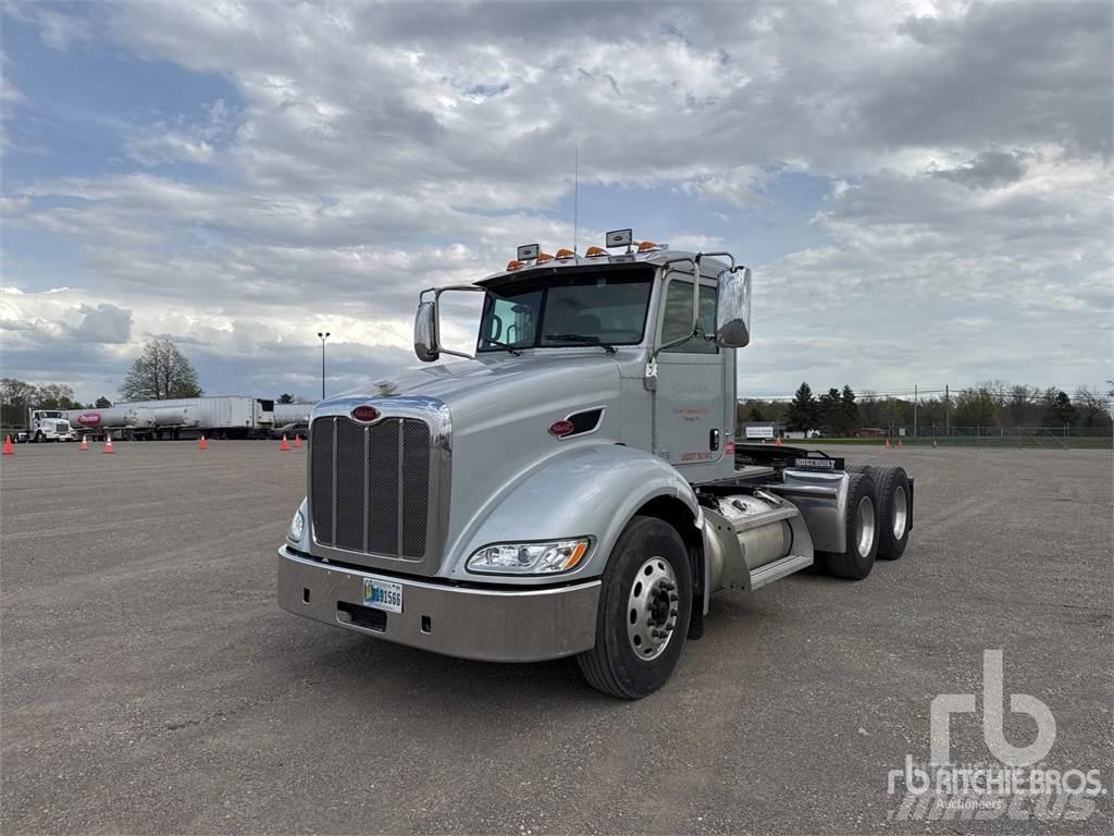 Peterbilt 384 Ťahače