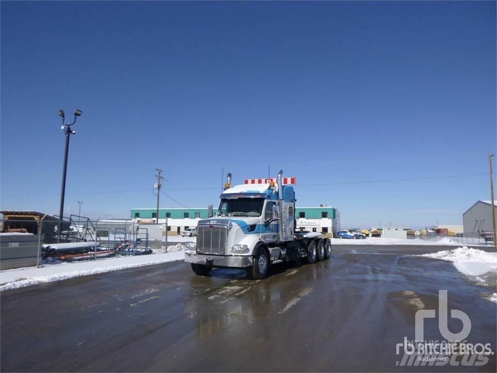 Peterbilt 567 Valník s navijakom