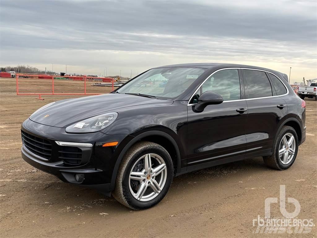 Porsche CAYENNE Nakladacia/sklápacia bočnica