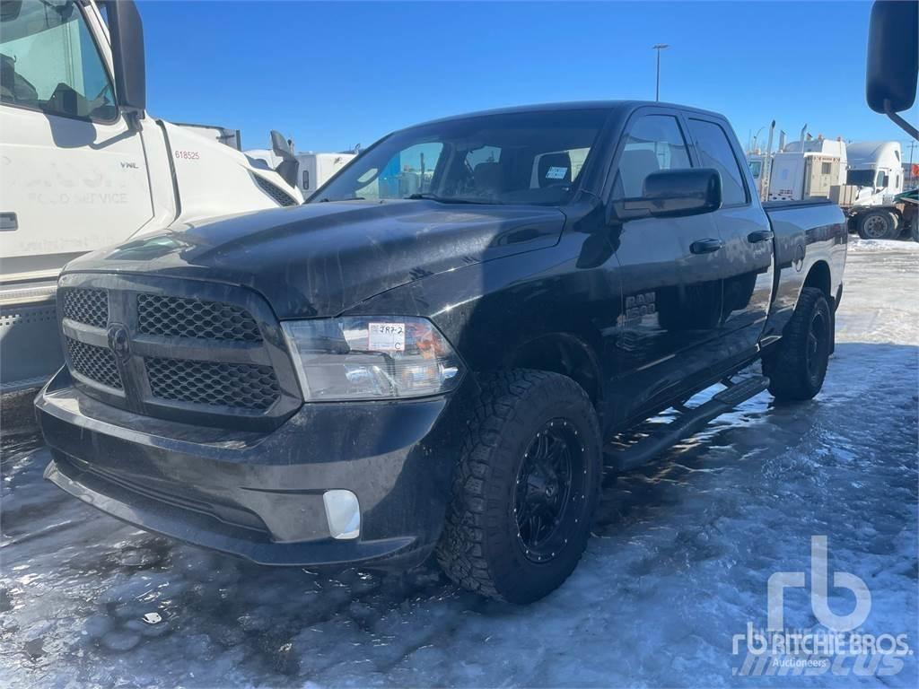 RAM 1500 Nakladacia/sklápacia bočnica