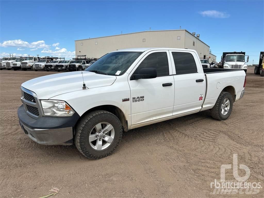 RAM 1500 Nakladacia/sklápacia bočnica