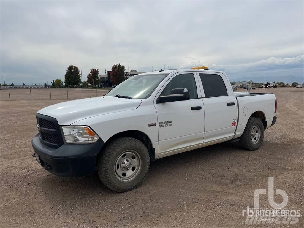 RAM 1500 Nakladacia/sklápacia bočnica