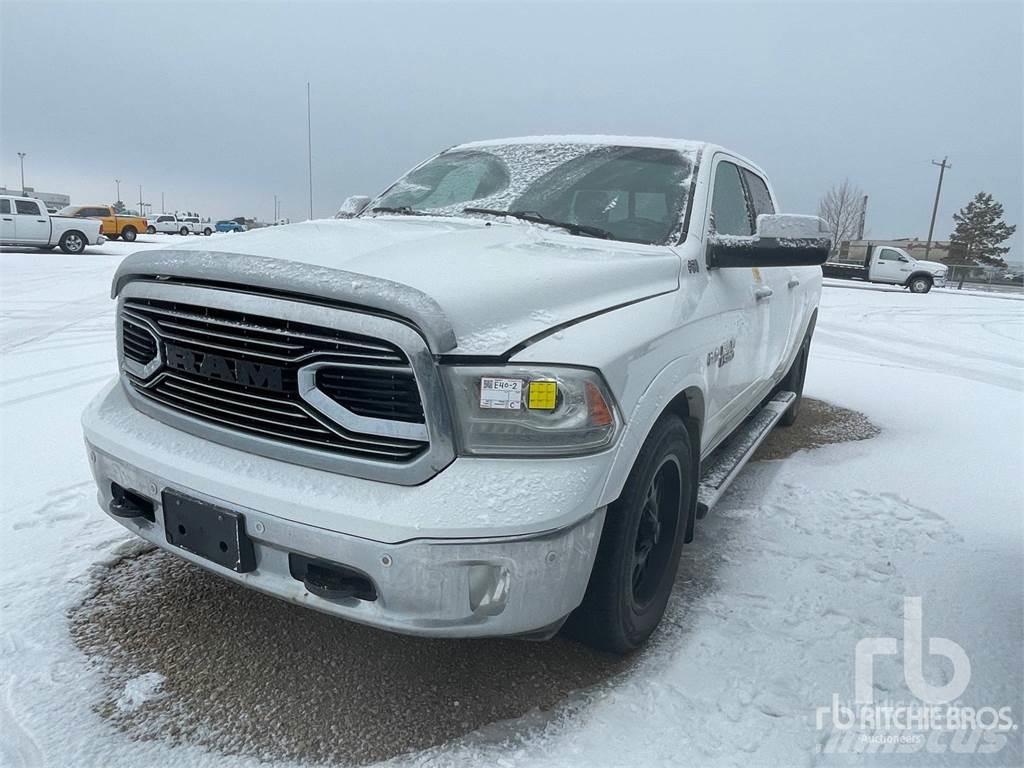 RAM 1500 Nakladacia/sklápacia bočnica