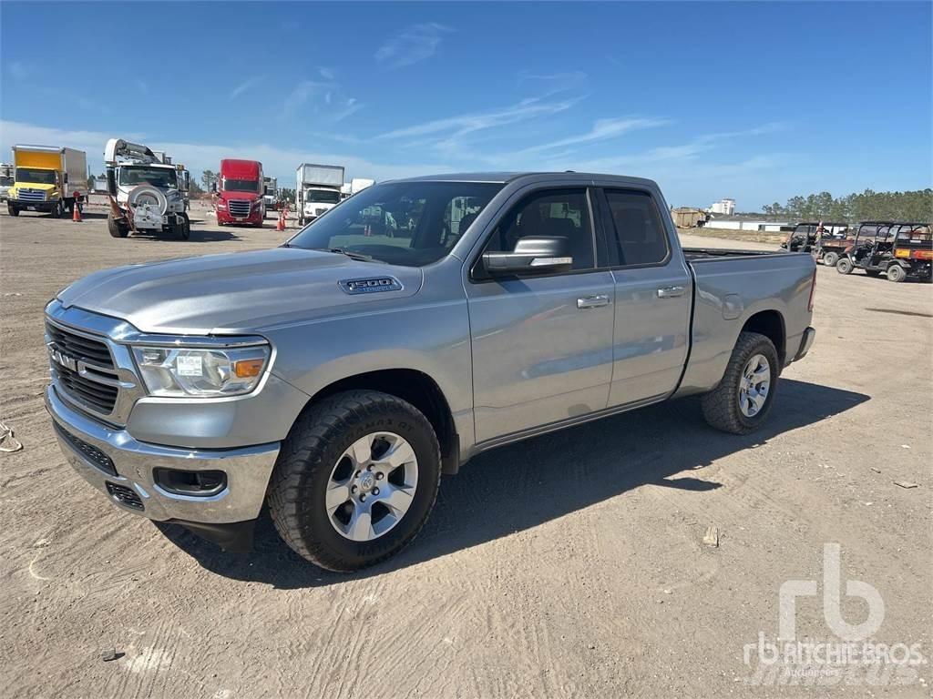 RAM 1500 Nakladacia/sklápacia bočnica