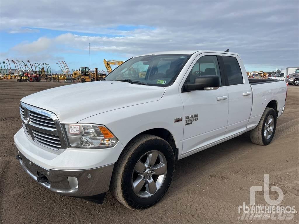 RAM 1500 Nakladacia/sklápacia bočnica