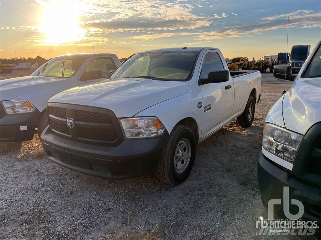 RAM 1500 Nakladacia/sklápacia bočnica