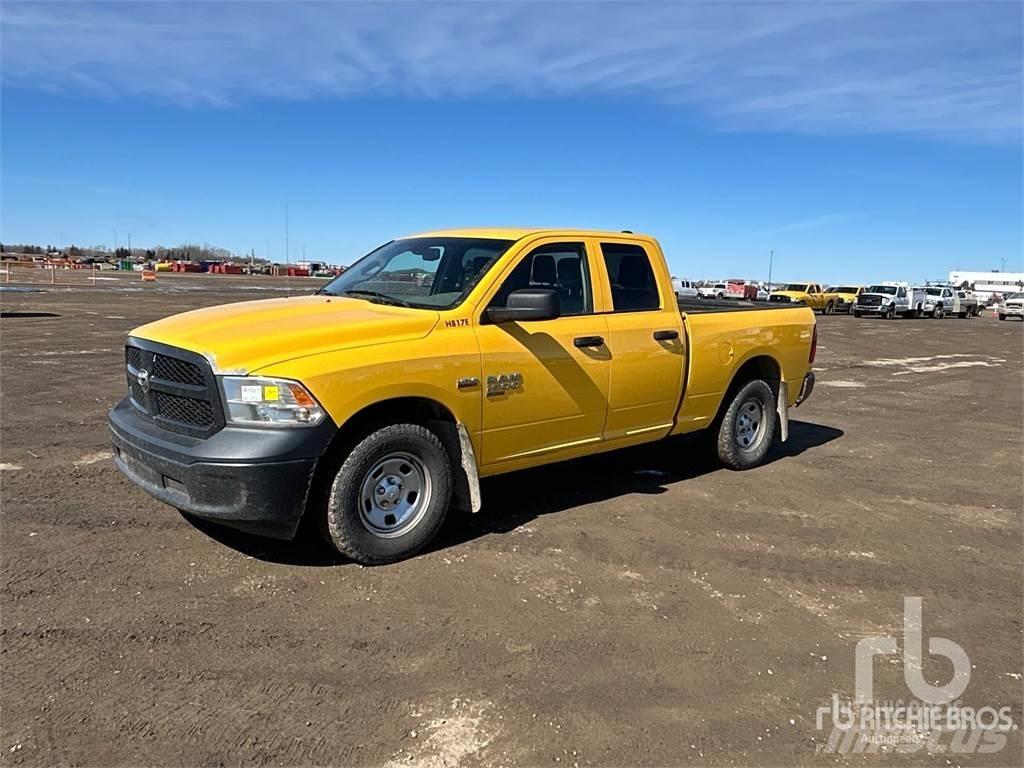 RAM 1500 Nakladacia/sklápacia bočnica