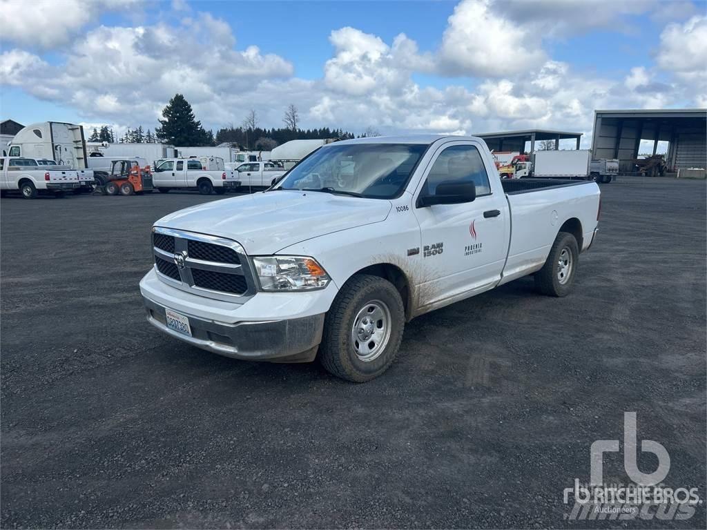RAM 1500 Nakladacia/sklápacia bočnica