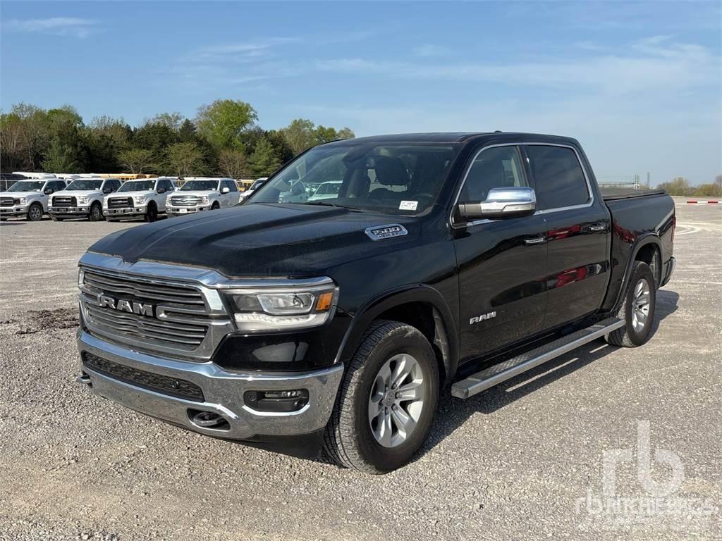 RAM 1500 Nakladacia/sklápacia bočnica