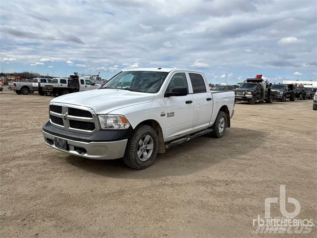 RAM 1500 Nakladacia/sklápacia bočnica