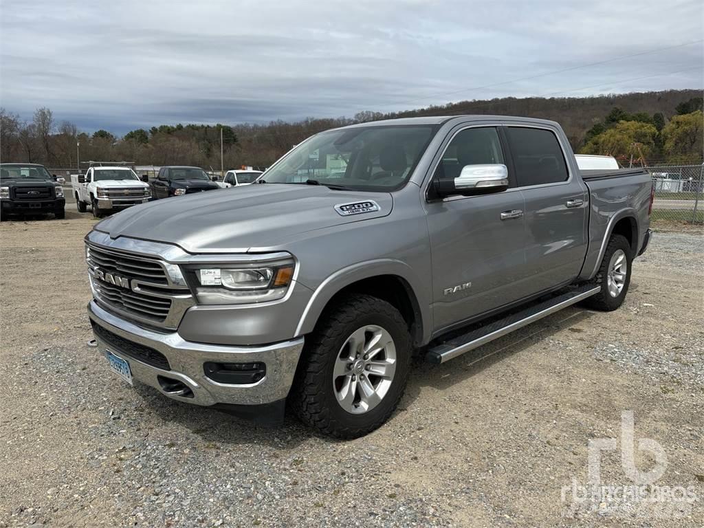 RAM 1500 Nakladacia/sklápacia bočnica